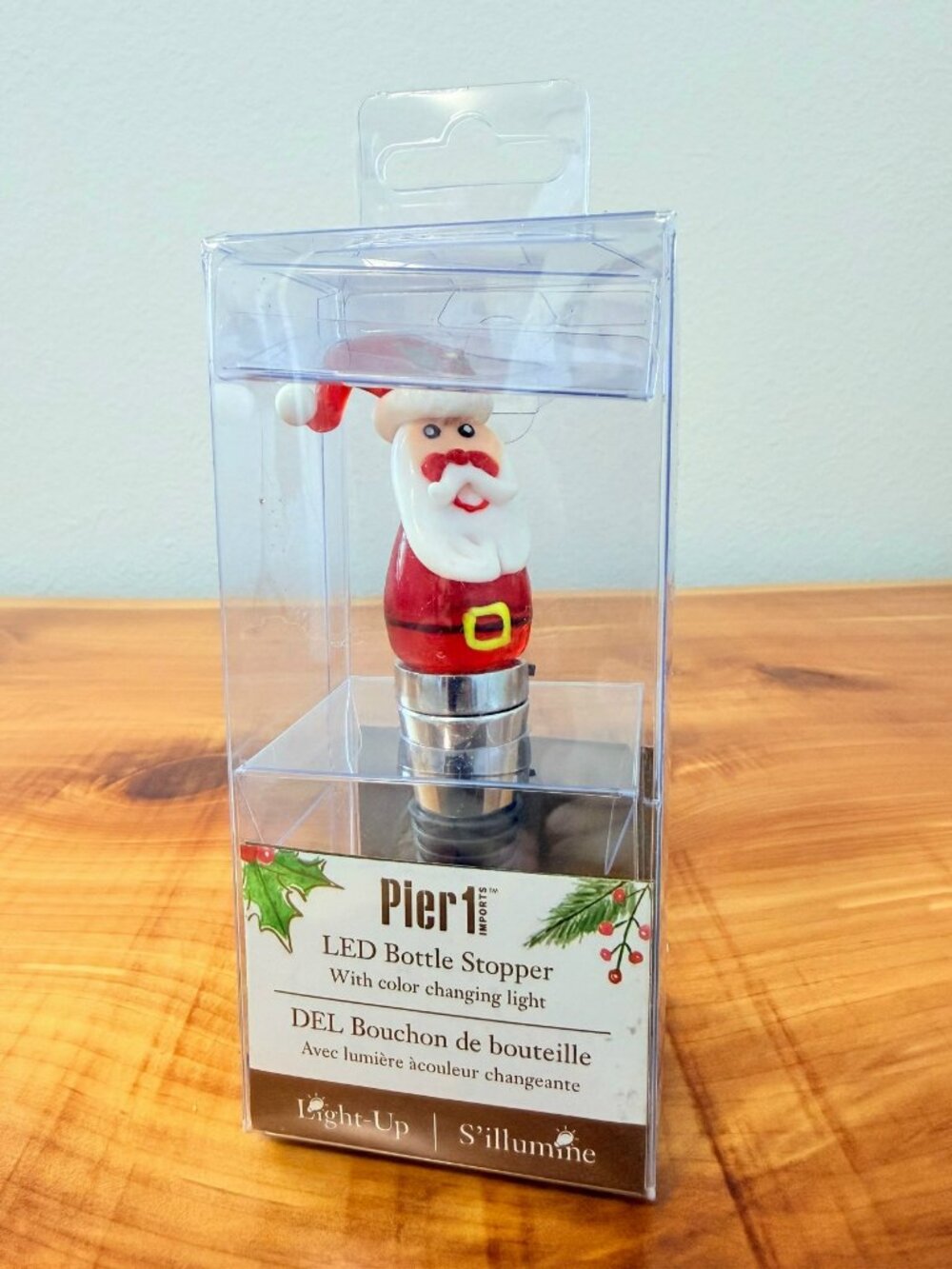 Pier1 LED Bottle Stopper Holiday Christmas Glass Santa.